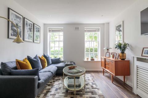 Flat 1, Beaufoy House, 1 Regents Bridge Gardens, London, SW8 1JP