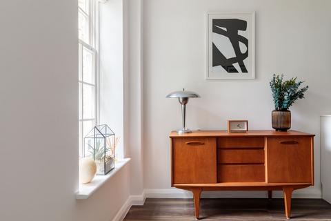 Flat 1, Beaufoy House, 1 Regents Bridge Gardens, London, SW8 1JP