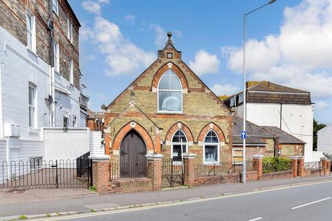 3 bedroom ground floor flat for sale, Cheriton Road, Folkestone, Kent