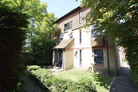 41 Alexander Close, Barnet, EN4 9PW