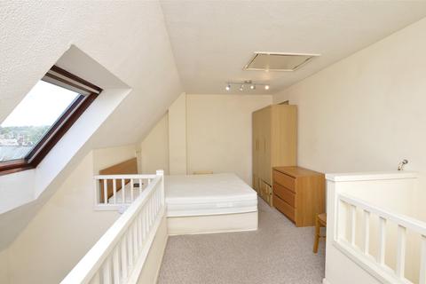 41 Alexander Close, Barnet, EN4 9PW