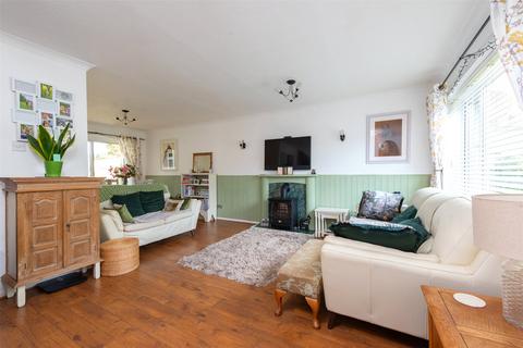 3 bedroom terraced house for sale, Cumberland Road, Camberley, Surrey, GU15