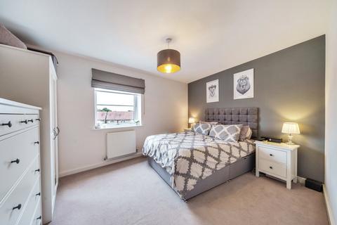 undefined, Kennett Lane, Chertsey, Surrey, KT16