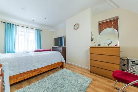 2 bedroom end of terrace house for sale, Downham Way, BROMLEY, Kent, BR1