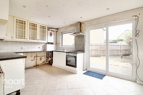 3 bedroom semi-detached house for sale, Pendula Drive, Hayes