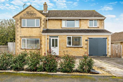 5 bedroom detached house for sale, Kingsmead, Lechlade, Gloucestershire, GL7