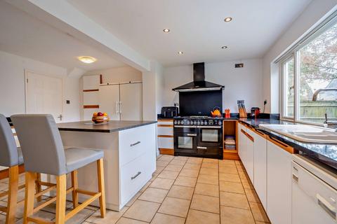 5 bedroom detached house for sale, Kingsmead, Lechlade, Gloucestershire, GL7