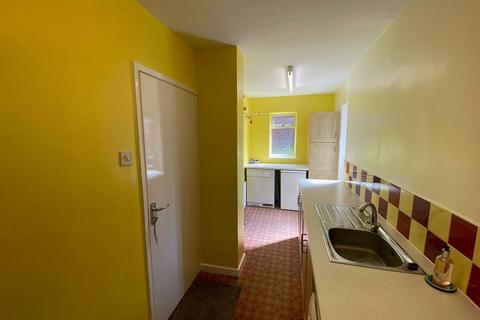 9 Irk Vale Drive, Chadderton, Oldham, OL1 2TW