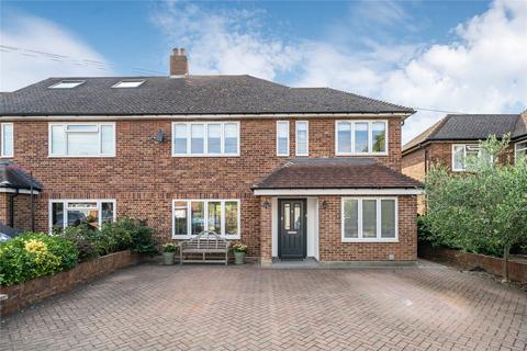 6 Sterry Drive, Thames Ditton, KT7 0YN
