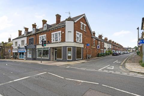 3 bedroom maisonette for sale, Park Terrace East, Horsham, West Sussex