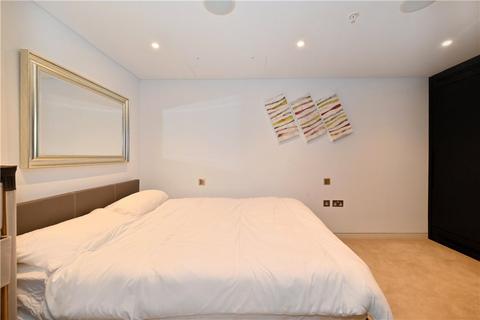 3 bedroom flat for sale, Strand, London, WC2R