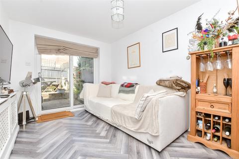 24 Lambert Road, Banstead, SM7 2QX