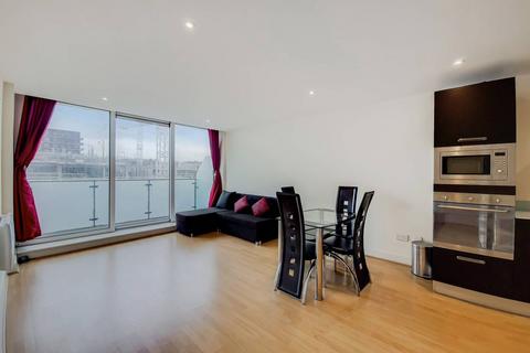 1 bedroom flat to rent, Windward Court, Royal Docks, London, E16