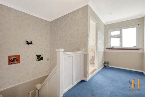 3 Cedar Close, Hutton, Brentwood, CM13 1NE