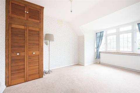 3 Cedar Close, Hutton, Brentwood, CM13 1NE