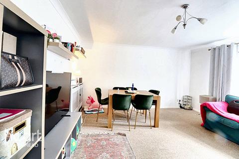 2 bedroom apartment for sale, Bath Road, Maidenhead