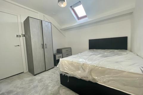 1 bedroom in a flat share to rent, Wordsworth Street, Gateshead NE8