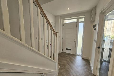 62 Budding Way, Dursley, GL11 5BE