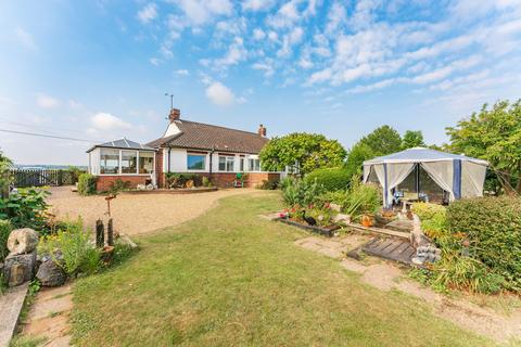 2 bedroom detached bungalow for sale, Holly Farm Road, Reedham