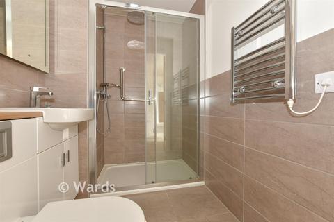 2 bedroom flat for sale, Smallhythe Road, Tenterden, Kent