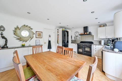 4 bedroom terraced house for sale, Barlow Drive, Shooters Hill, London, SE18