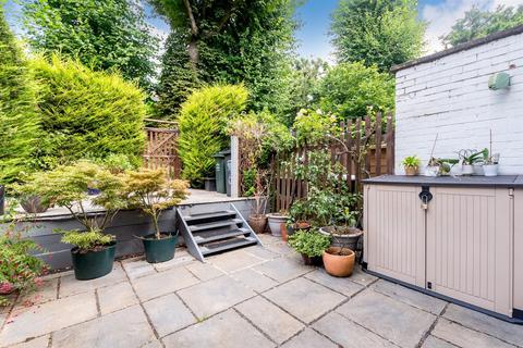 6 Monks Orchard, Dartford, DA1 2TB