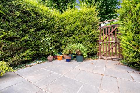 6 Monks Orchard, Dartford, DA1 2TB