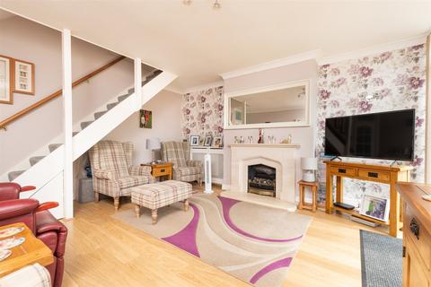 6 Monks Orchard, Dartford, DA1 2TB