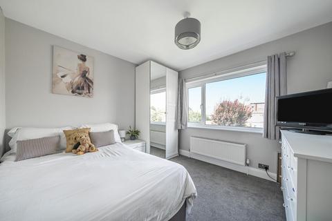 10 Chessington Way, West Wickham, BR4 9NZ
