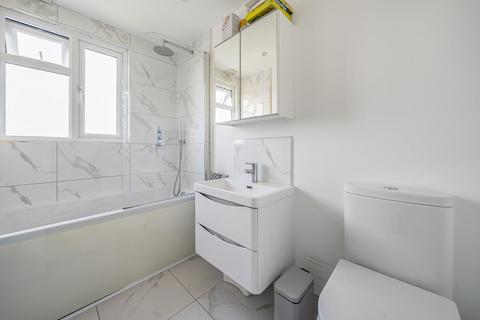 10 Chessington Way, West Wickham, BR4 9NZ