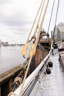 3 bedroom houseboat for sale, Plantation Wharf Pier, Clove Hitch Quay, London, SW11