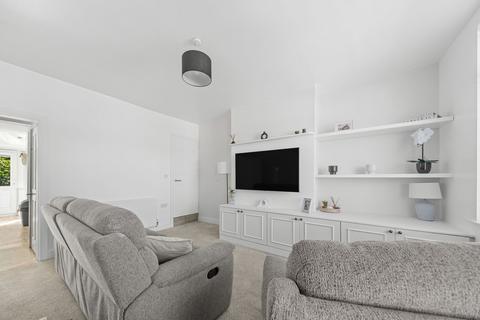 54 Alverthorpe Road, Wakefield, WF2 9PD