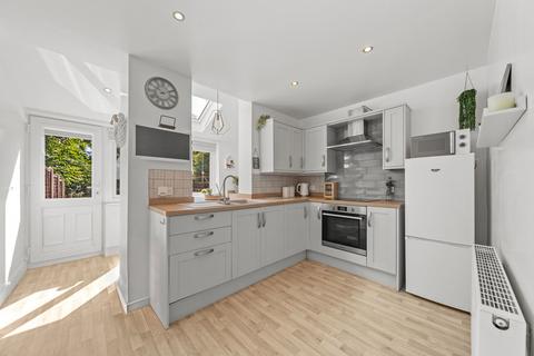 54 Alverthorpe Road, Wakefield, WF2 9PD