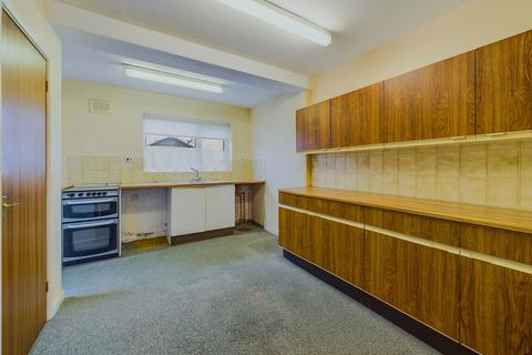 2 Richmond Way, Oadby, Leicester, LE2 5TR