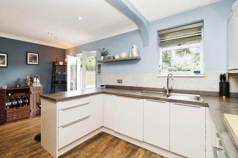 4 bedroom detached house for sale, Derwent Road, Manchester M41