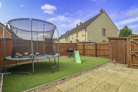 3 bedroom semi-detached house for sale, Court Close - 50% Shared Ownership