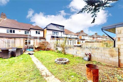 6 bedroom semi-detached house for sale, Betham Road, Greenford, UB6