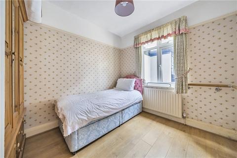 26 Avondale Road, Bromley, BR1 4EP