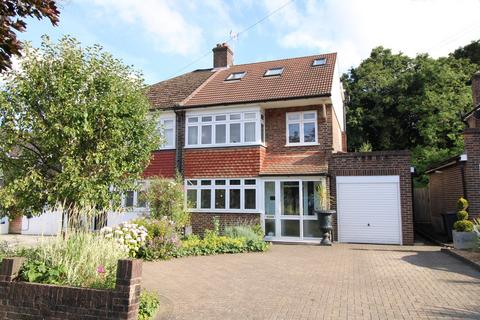 171 Mead Way, Bromley, BR2 9ES