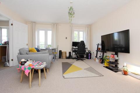 2 bedroom flat for sale, Bishops Way, Andover, SP10