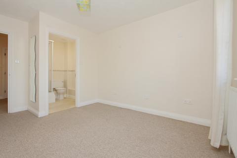 2 bedroom flat for sale, Bishops Way, Andover, SP10