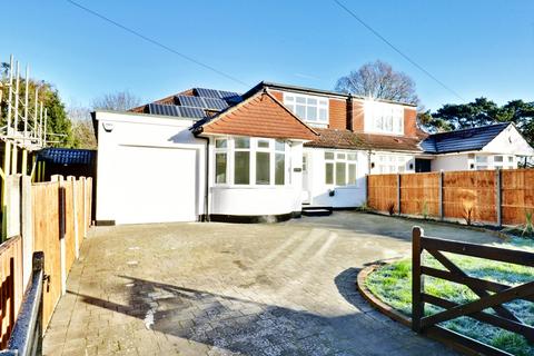 5 bedroom semi-detached bungalow to rent, Southborough Lane, Bromley BR2