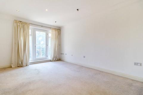 2 bedroom apartment for sale, Hendon Lane, London, N3