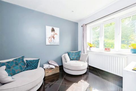 4 bedroom house for sale, Kingsclear Park, Surrey GU15