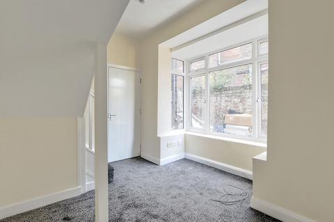 1 bedroom apartment to rent, Flat 2, Hartington Road