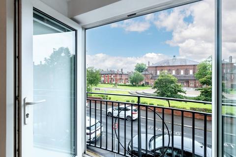 2 bedroom apartment for sale, Palmyra Square North, Warrington, WA1