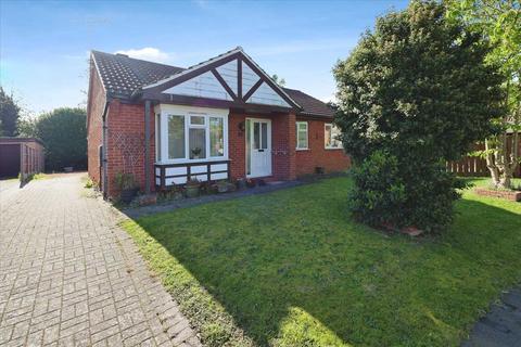 3 bedroom bungalow for sale, Worcester Close, Lincoln