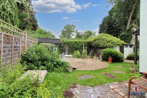 undefined, Shefford Road, Clifton, Shefford, SG17