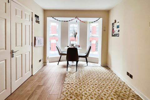 1 bedroom flat for sale, Velvet Court, Granby Row, Southern Gateway, Manchester, M1