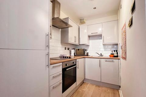 1 bedroom flat for sale, Velvet Court, Granby Row, Southern Gateway, Manchester, M1